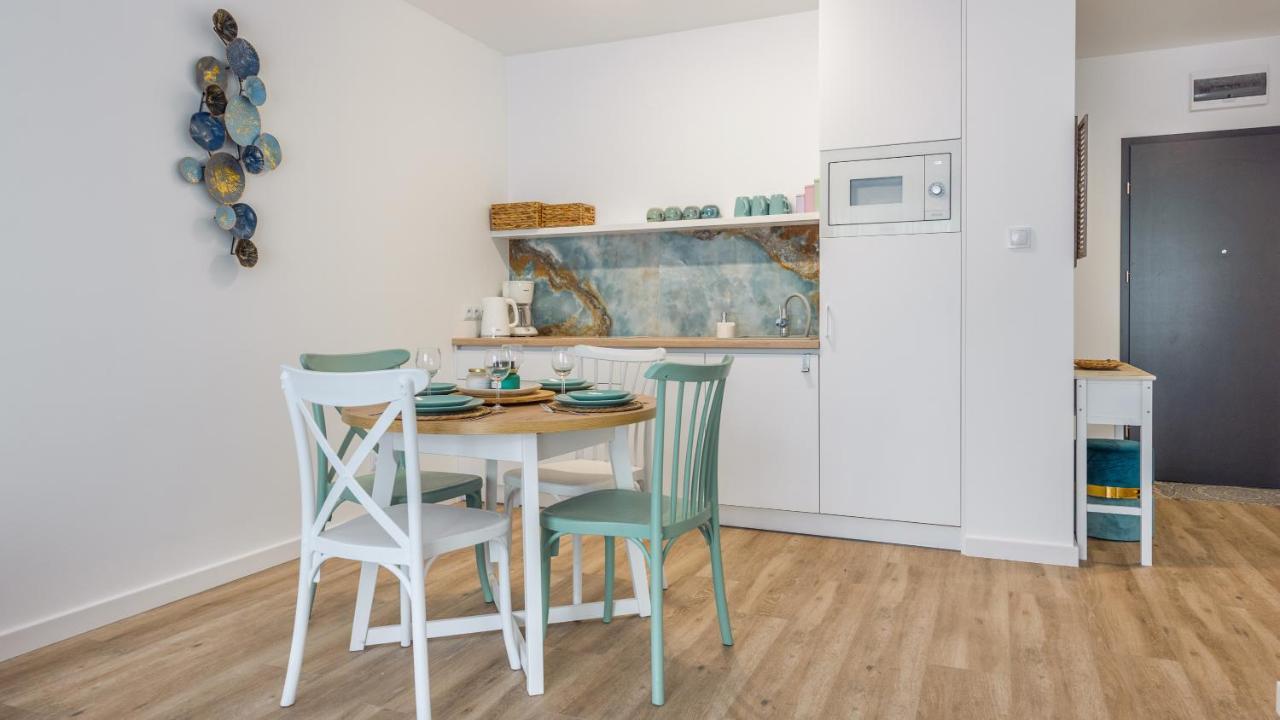 Apartamenty Sun & Snow Sagaris Z Basenem Dziwnów Kültér fotó
